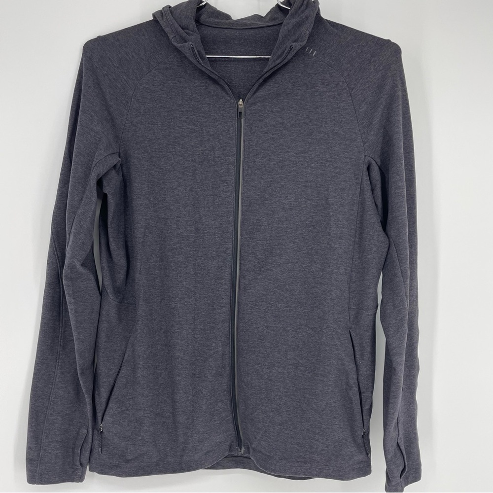 Lululemon Surge Warm Full Zip
DESIGNED FOR RUNNING AND TRAINING